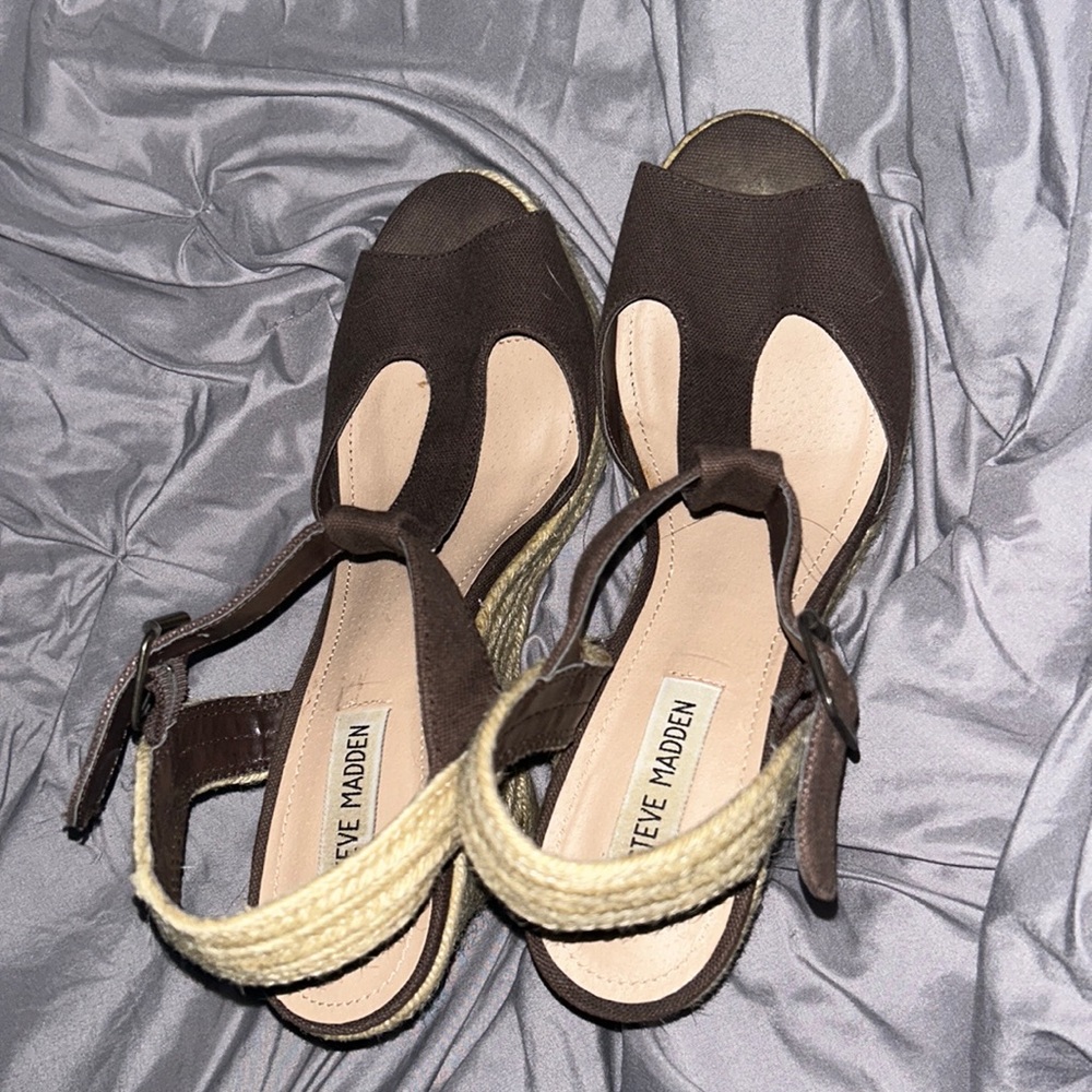 Steve Madden Size 9.5 Brown Wedges